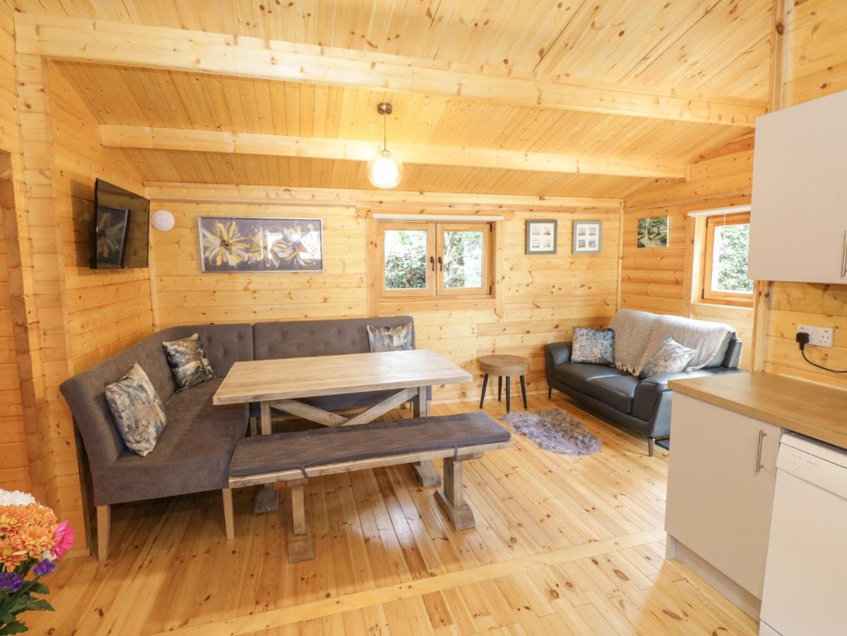 Port Heron Lodge Athlone Bagian luar foto