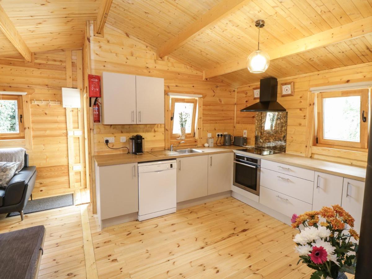 Port Heron Lodge Athlone Bagian luar foto